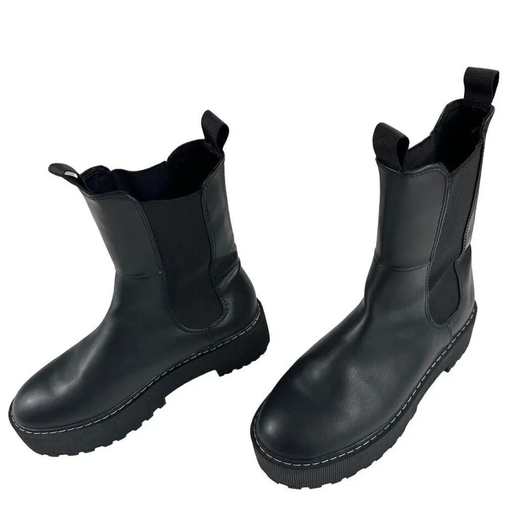 Divided by H&M Women’s Platform Chelsea Boots
